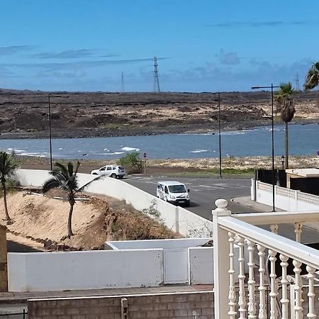 Gilda: Beautiful Spacious Apartment. Seaview From Rooftop Terrace Corralejo Esterno foto