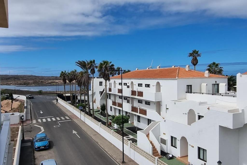 Gilda: Beautiful Spacious Apartment. Seaview From Rooftop Terrace Corralejo Esterno foto