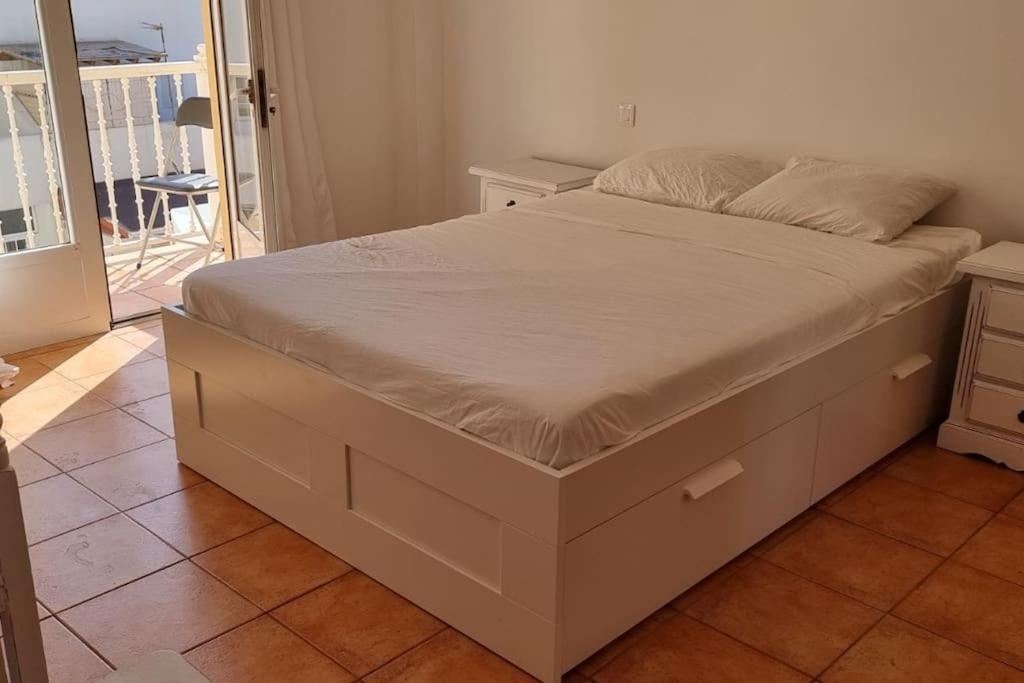 Gilda: Beautiful Spacious Apartment. Seaview From Rooftop Terrace Corralejo Esterno foto