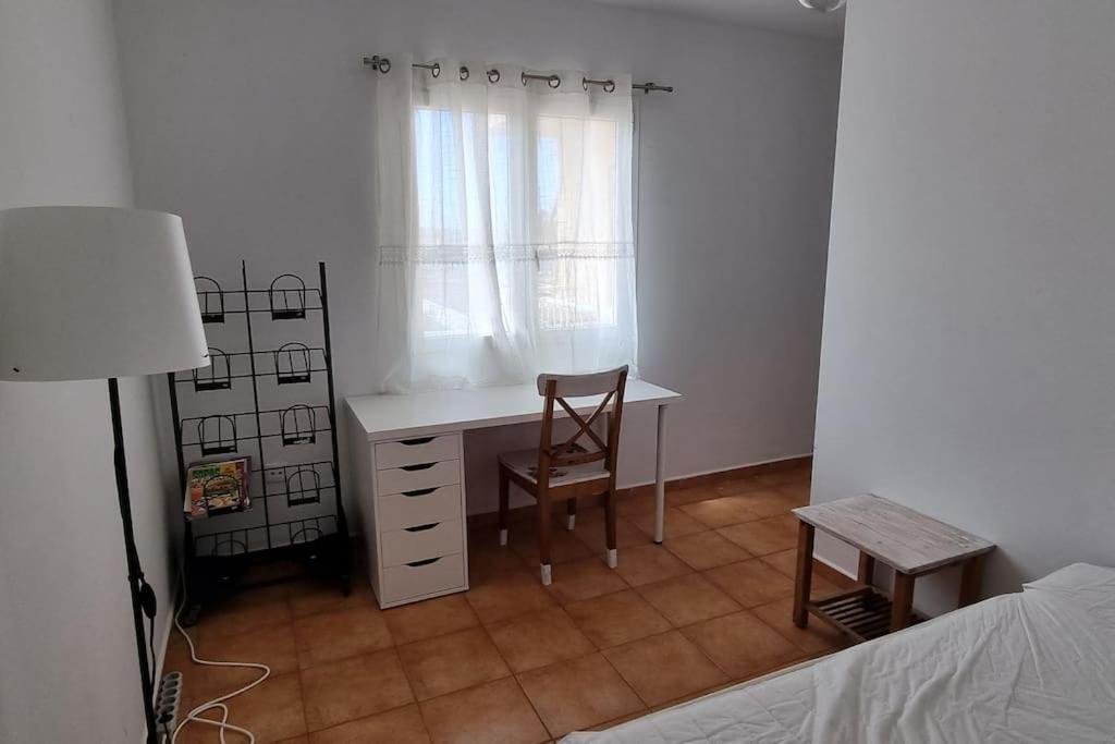 Gilda: Beautiful Spacious Apartment. Seaview From Rooftop Terrace Corralejo Esterno foto
